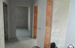 2 camere, 54 mp, imobil tip vila! GRADINA de 27 mp! La 4 minute de LIDL!