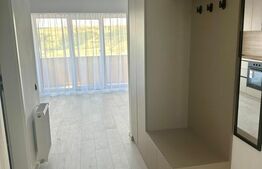 Apartament cu 3 camere, 2 bai, 71mp, orientare S-N zona Regal 