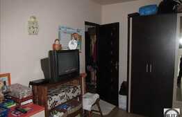 Vanzare apartament cu 2 camere in zona Terra! 42 mp, balcon de 8 mp!