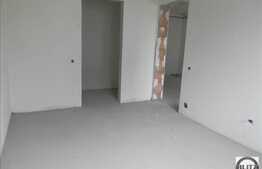 2 camere, 43 mp, semifinisat! Etaj intermediar!Zona Somesului! Optional parcare!