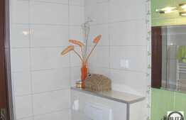 Vanzare apartament modern cu 2 camere, 62 mp, parcare! A.C! Zona Tauti!