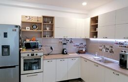 Vila - 4 camere, mobilata lux, Stupini - Brasov