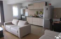 3 camere, 100 mp, etaj intermediar, zona Pietei 1 Mai