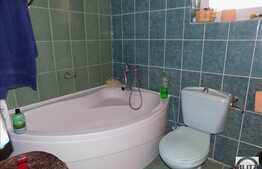 De vanzare apartament 3 camere, 63,5 mp, parcare, boxa subsol, zona Oncos