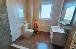 Apartament 4 camere, mobilat, parcare, zona Vivo