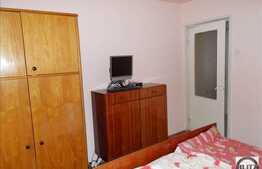 3 camere, 63 mp, semidecomandat, etaj intermediar, zona Profi