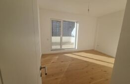 Închiriază Penthouse spațios și luminat în zona Tractoru