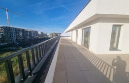 Închiriază Penthouse spațios și luminat în zona Tractoru
