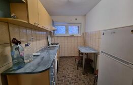 Apartament 2 camere decomandate, etaj intermediar, zona Piata Flora