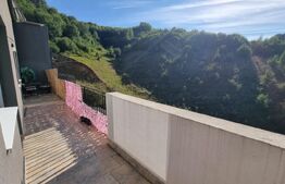 Apartament 3 camere, 77mp, panorama, 2 terase, garaj, zona Teilor