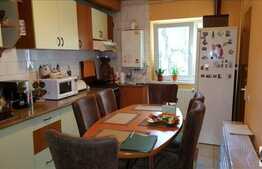 De vanzare apartament 3 camere, 71 mp, decomandat, zona strazii Dunarii