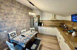 Casa frumoasa si insorita, de vanzare. Sanpetru-Bod. Curte spatioasa.