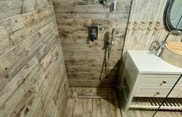 Casa frumoasa si insorita, de vanzare. Sanpetru-Bod. Curte spatioasa.