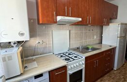 Apartament 1 camera, decomandat, 47 mp, parcare, zona Florilor 