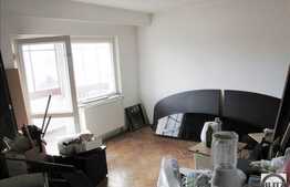 Apartament 3 camere, 65 mp, 3 balcoane, zona strazii Meteor!