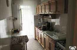 De vanzare apartament 3 camere, 65 mp, parcare, boxa subsol, zona Big