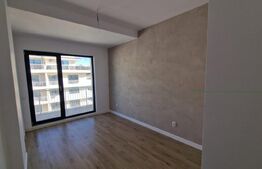 Apartament de 55 mp, incalzire in pardoseala, terasa, parcare, zona Eroilor