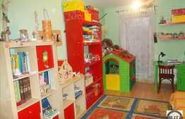 3 camere, decomandat, 90,14 mp, zona strazii Republicii