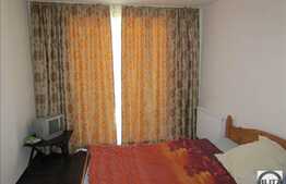 De vanzare apartament cu 2 camere, 49 mp, zona Porii