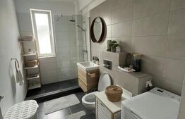 Apartament semidecomandat, etaj intermediar, lift, garaj, zona Terra