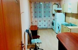 Apartament o camera, decomandat, zona Teilor