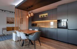 Apartament de 3 camere, modern, etaj intermediar, zona Vivo