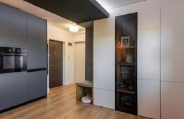 Apartament de 3 camere, modern, etaj intermediar, zona Vivo