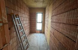 Apartament 4 camere, pe 2 nivele, 110 mp utili, zona Zorilor , TVA inclus