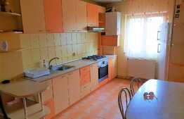 Apartament luminon cu 3 camere, 65 mp, decomandat, balcon, zona Profi