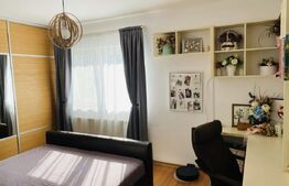 Apartament 3 camere decomandat, 80 mp, 2 balcoane in zona Stejarului