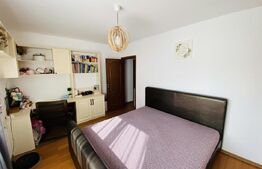 Apartament 3 camere decomandat, 80 mp, 2 balcoane in zona Stejarului