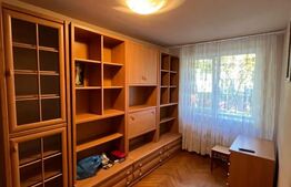 Apartament 3 camere, 60 mp,pet frienydl, balcon, zona Hotel Royal