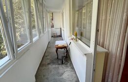 Apartament 3 camere, 60 mp,pet frienydl, balcon, zona Hotel Royal