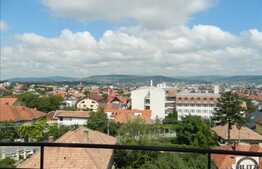 Apartament 3 camere, 85mp plus 35 mp terasa, mansarda, zona Piata Engels