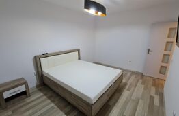 Apartament cu 2 camere, decomandat, 77mp, zona Porii