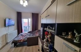 Apartament 3 camere cu balcon, etaj intermediar zona Petrom
