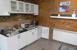 Apartament cu 2 camere, 64 mp, parcare, boxa, zona Casei de Cultura!