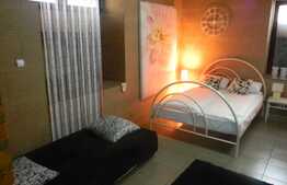 Apartament cu 2 camere, 64 mp, parcare, boxa, zona Casei de Cultura!