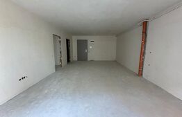 Apartament 2 camere, et intermediar, zona Iulius Mall