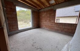 Casa individuala | 5 camere | D + P + E | 186 mp. | Teren 415 mp. 