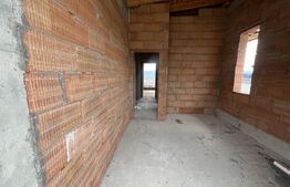 Casa individuala | 5 camere | D + P + E | 186 mp. | Teren 415 mp. 