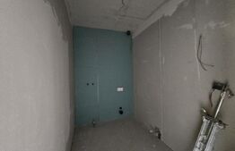 Duplex spatios 193 mp utili, 65 mp terase circulabile, 200 mp teren, Iris