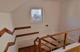 Casa individuala, 5 camere, curte, pentru locuit sau birou, Andrei Muresanu!