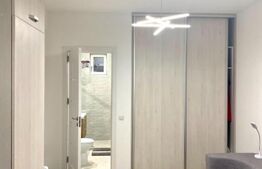 Garsoniera moderna parcare,zona strazii Cosasilor, Piață 1 Mai