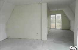 Mansarda cu 2 camere, 54 mp, balcon, semifinisata! Parcare! Zona Stejarului!