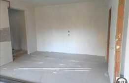 Mansarda cu 2 camere, 54 mp, balcon, semifinisata! Parcare! Zona Stejarului!