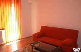 De vanzare 2 camere, 45 mp, etaj intermediar, zona Stejarului! Parcare cu CF!