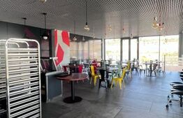 Hala cu pod rulant, cladire admininstrativa. Top!