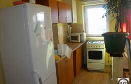 Apartament 2 camere, 45 mp, balcon, zona strazii Cetatii! Partial mobilat!