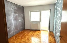 Apartament 3 camere, decomandat, etaj intermediar, zona Piata Marasti